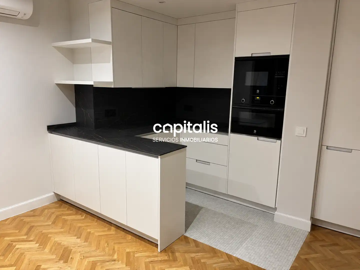 Küche von Wohnung zum Verkauf in Madrid mit Klimaanlage, Heizung und Abstellraum