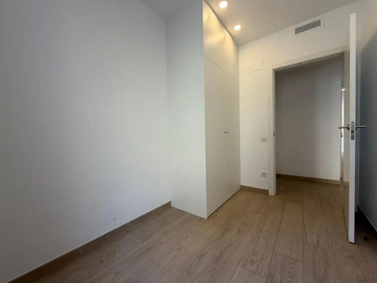 Dormitori de Pis en venda en Barcelona amb Aire condicionat, Parquet i Terrassa