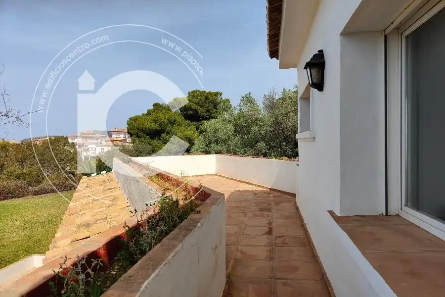 Chalet con piscina en venta en marina del este, imagen 32