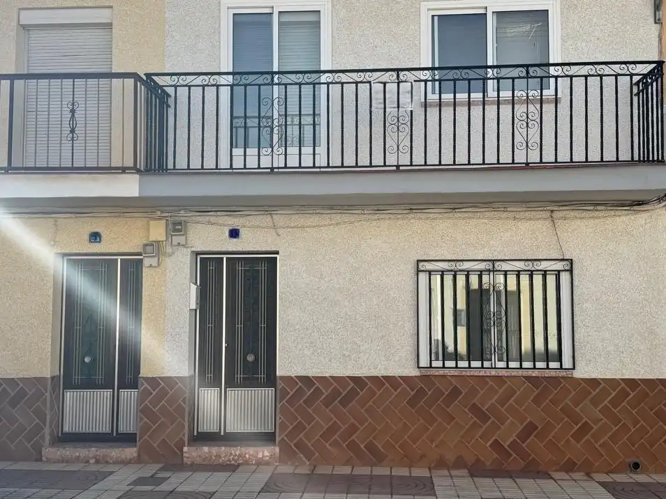 Casa con terrazza in vendita a Viso del Marqués