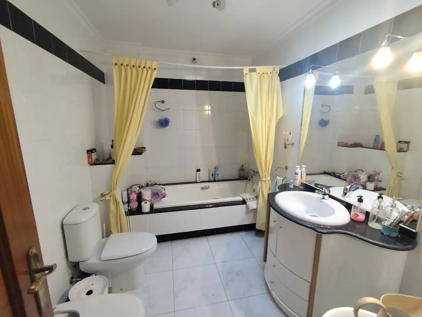 Baño de Piso en venta en Cartagena con Calefacción