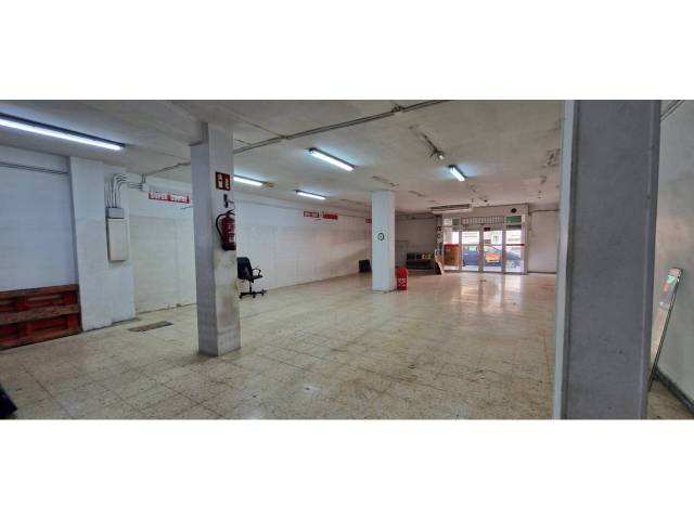 Local comercial en Venta en Gorg