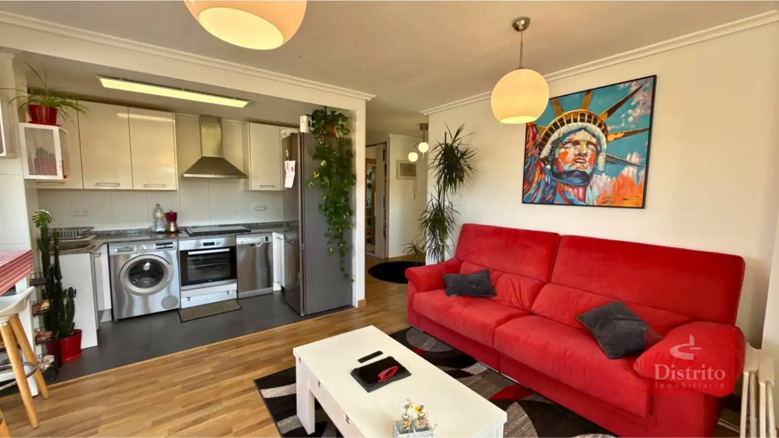 Sala de estar de Ático en venta en Miengo con Calefacción, Terraza y Trastero