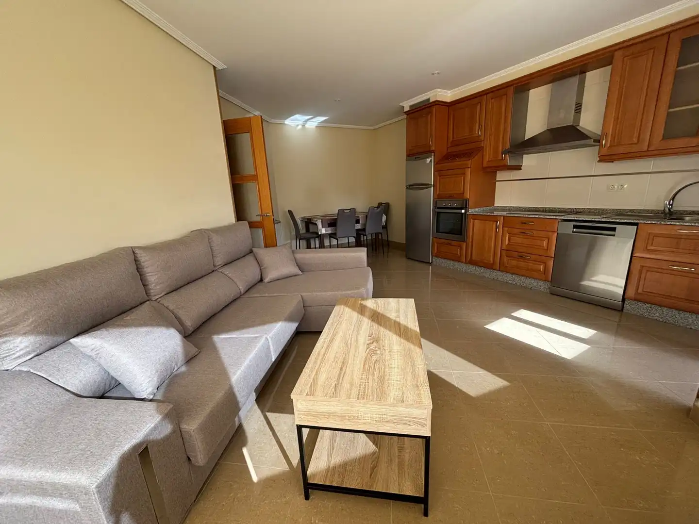 Living room of Flat for rent in Ferrol  with Heating, Parquet flooring and Furnished