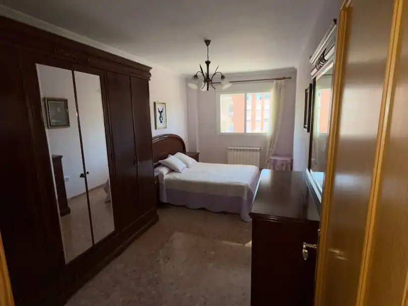 Habitación de Piso en venta en Sagunto / Sagunt con Terraza y Balcón