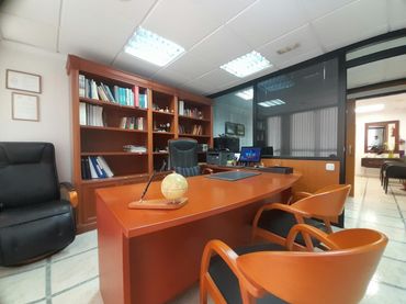 Oficina en venda a Centro