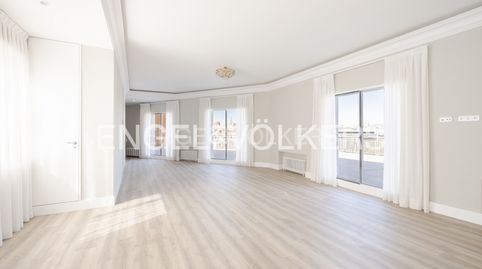 Photo 4 of Attic for rent in Paseo de la Castellana, Castellana, Madrid Capital