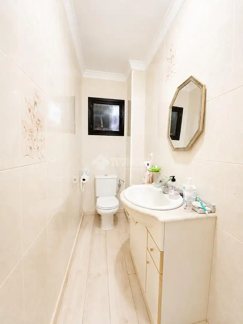 Badezimmer von Maisonette zum Verkauf in Torrox mit Klimaanlage, Terrasse und Balkon