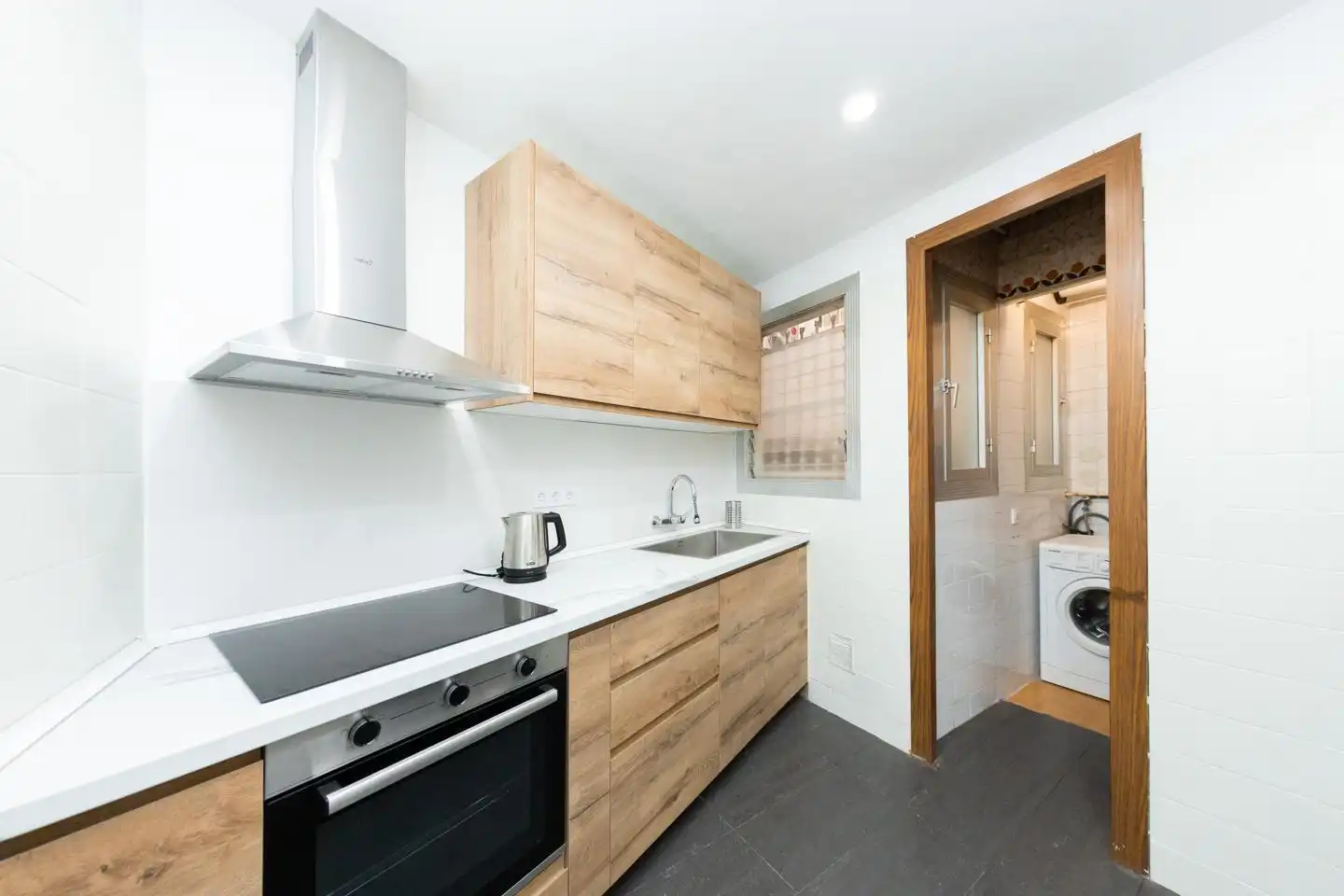 Kitchen of Flat for sale in Barcelona  with Air Conditioner and Furnished