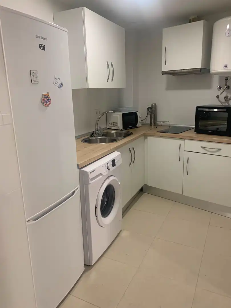 Cuina de Apartament de lloguer en Almendralejo amb Moblat