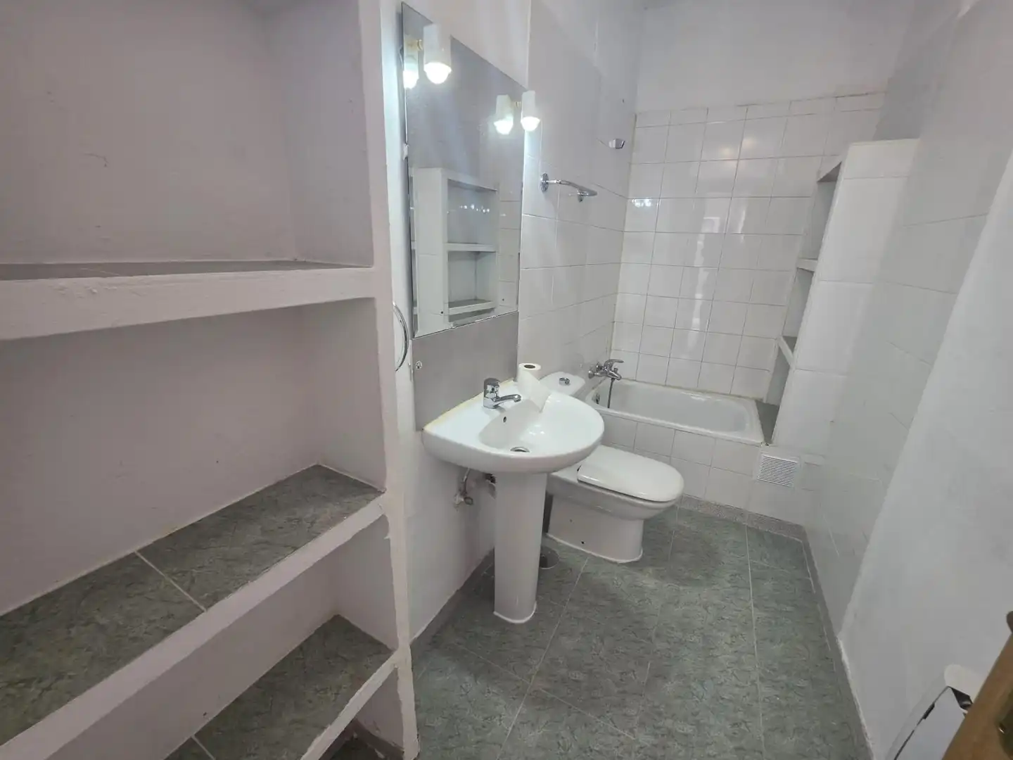 Baño de Apartamento de alquiler en Pedrezuela con Calefacción y Amueblado