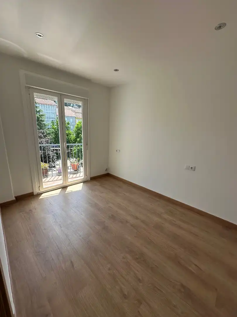 Terraza de Piso de alquiler en Ourense Capital  con Parquet, Trastero y Horno