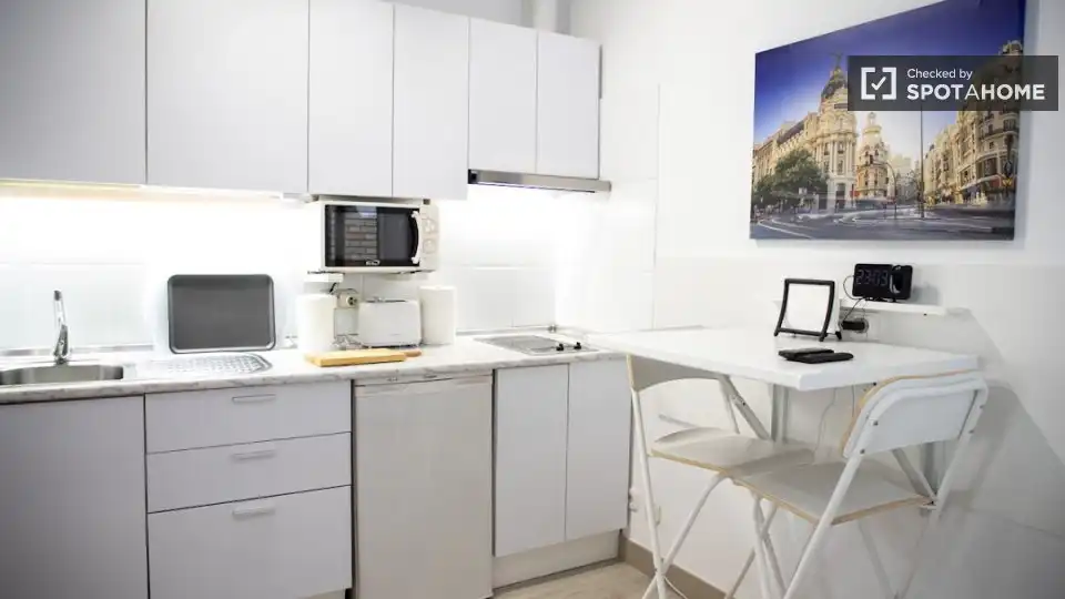 Habitación en Universidad - Malasaña
