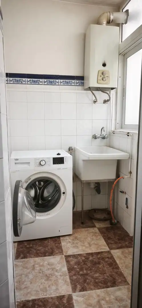 Bany de Pis de lloguer en Molina de Segura amb Aire condicionat, Calefacció i Moblat