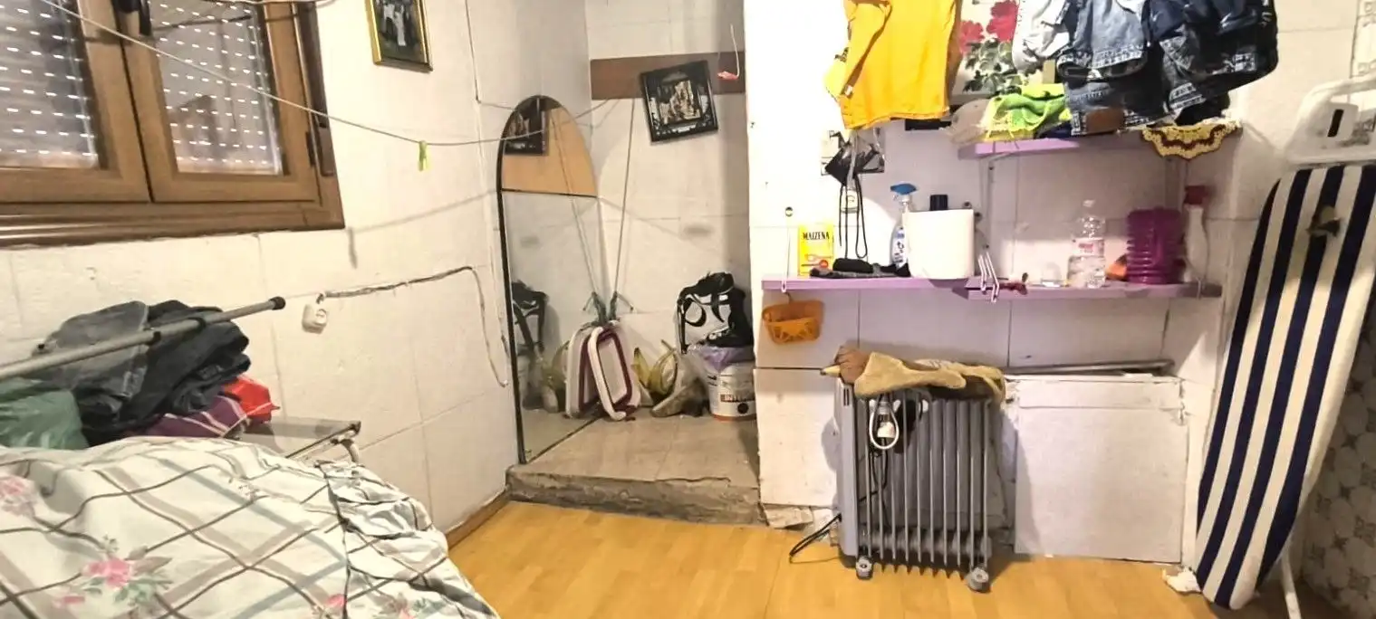 Dormitori de Casa o xalet en venda en Entrena