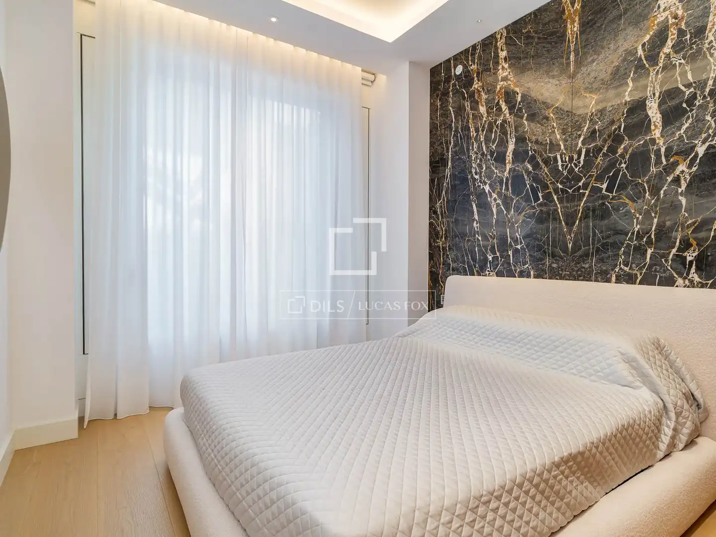 Schlafzimmer von Wohnung zum Verkauf in Barcelona mit Klimaanlage, Heizung und Parkett