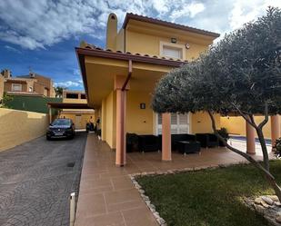 Exterior view of Single-family semi-detached for sale in Benidorm  with Private garden, Terrace and Storage room