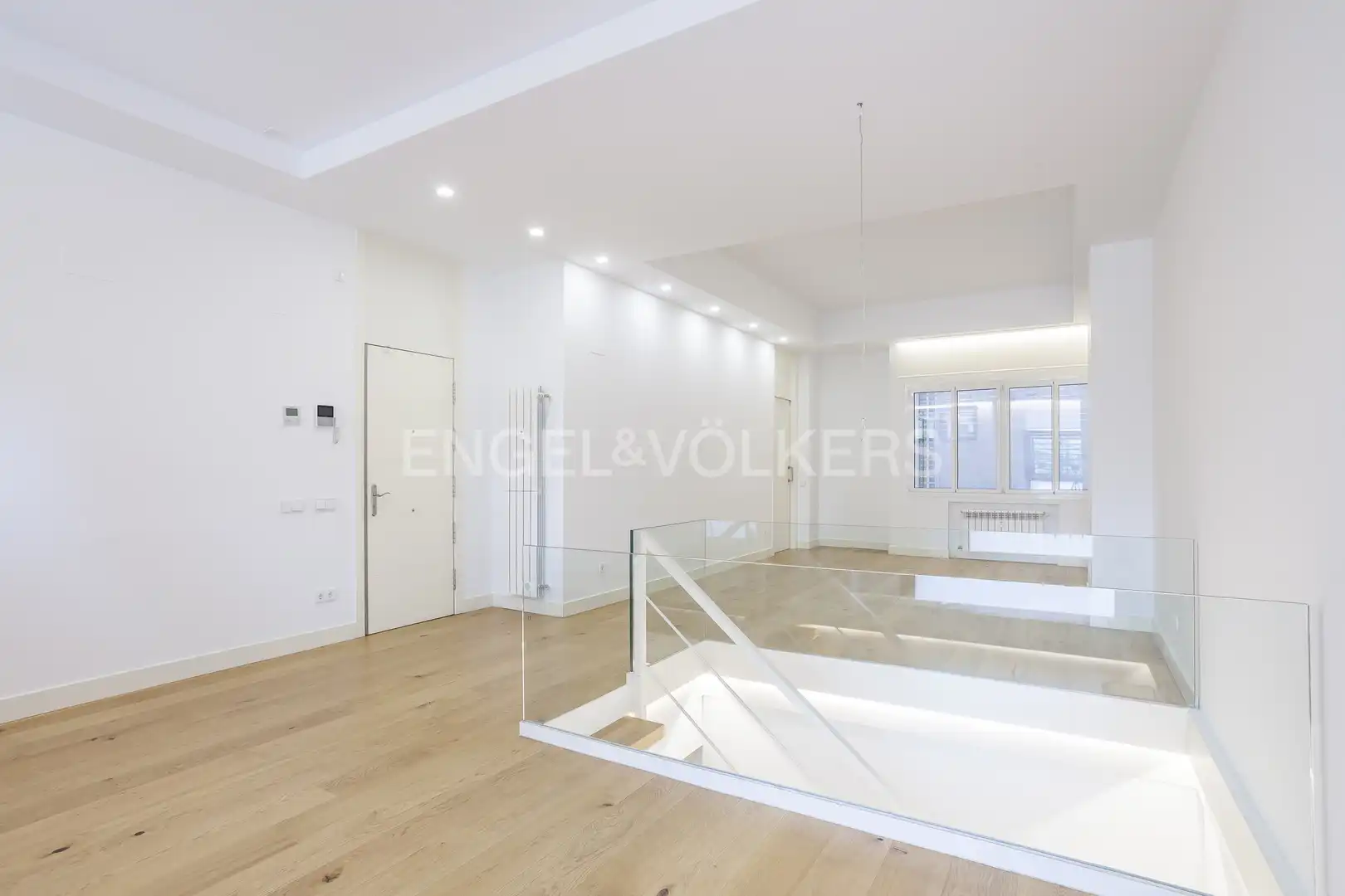 Sala d'estar de Apartament de lloguer en Madrid amb Aire condicionat, Calefacció i Parquet