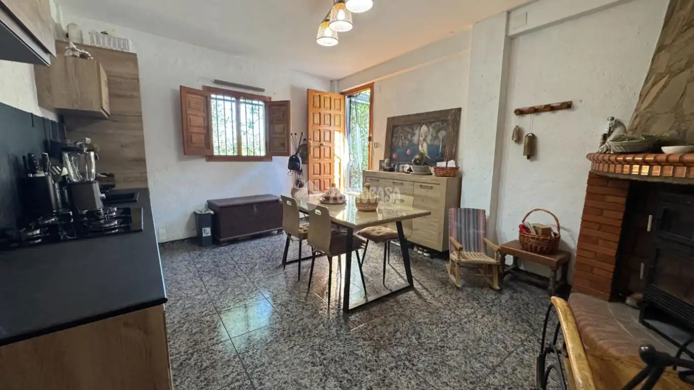 Comedor de Casa o chalet en venta en Alpujarra de la Sierra con Aire acondicionado, Trastero y Amueblado