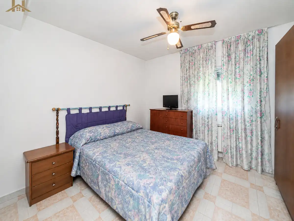 Bedroom of Flat for sale in Leganés
