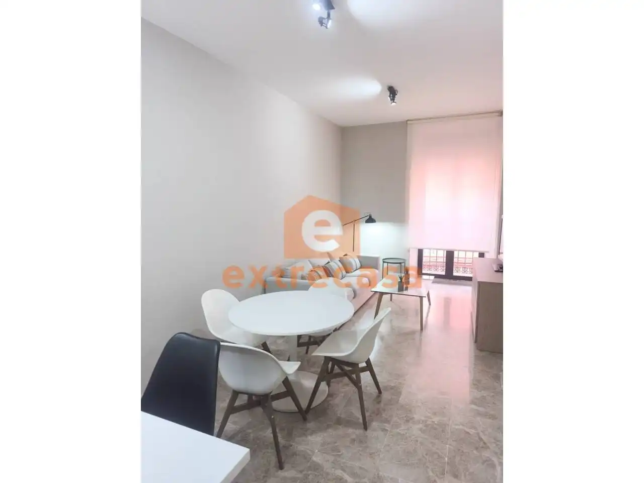 Sala d'estar de Apartament de lloguer en Badajoz amb Aire condicionat, Traster i Moblat