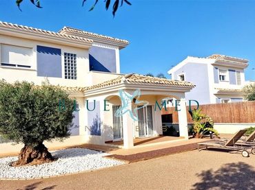 Villa con giardino in vendita a Pedanías Centro