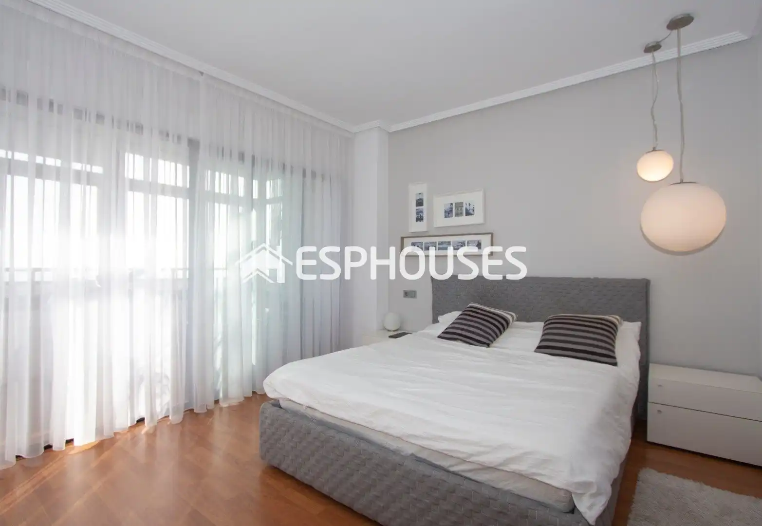 Ático con terraza en venta en Puerto Deportivo, imagen 10