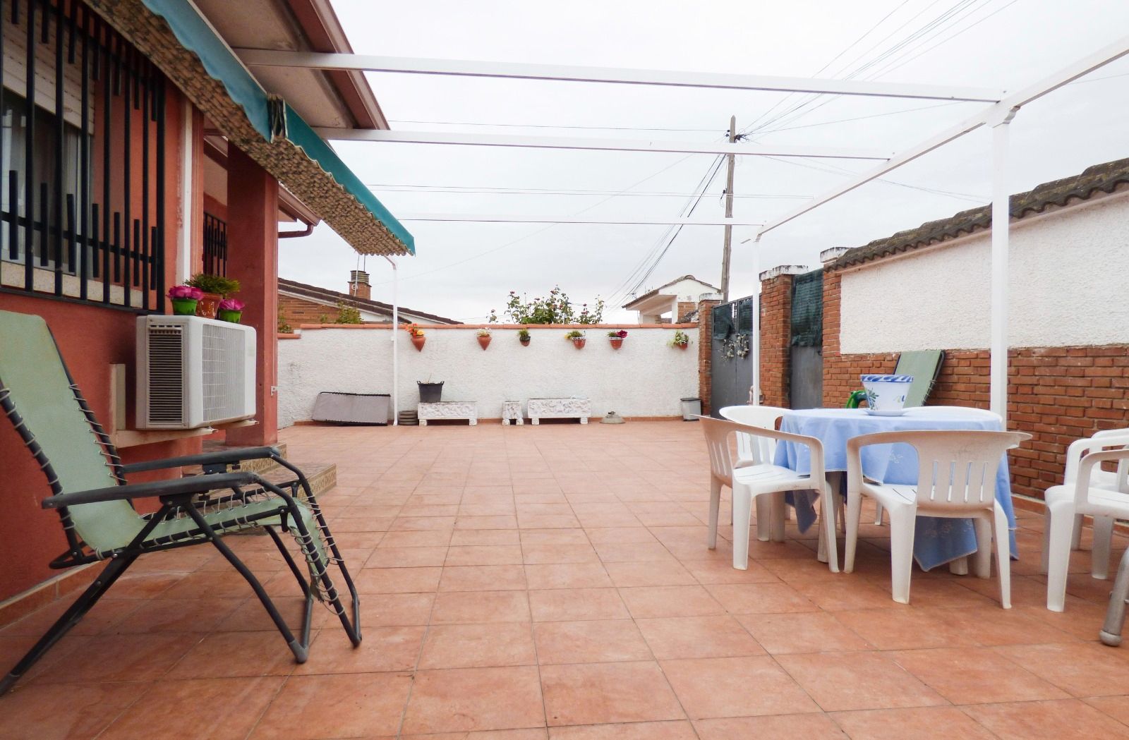 Terrace of Single-family semi-detached for sale in Villa del Prado  with Private garden, Terrace and Storage room