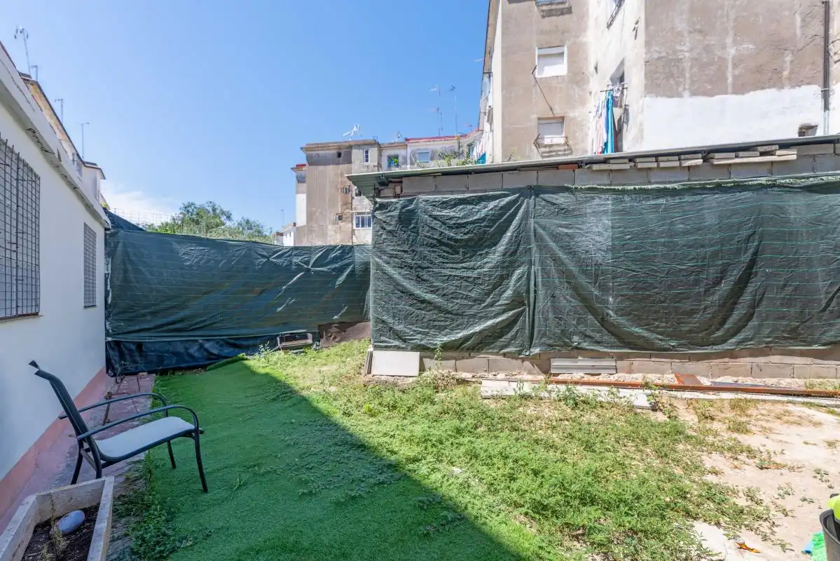 Jardín de Planta baja en venta en Sevilla con Calefacción