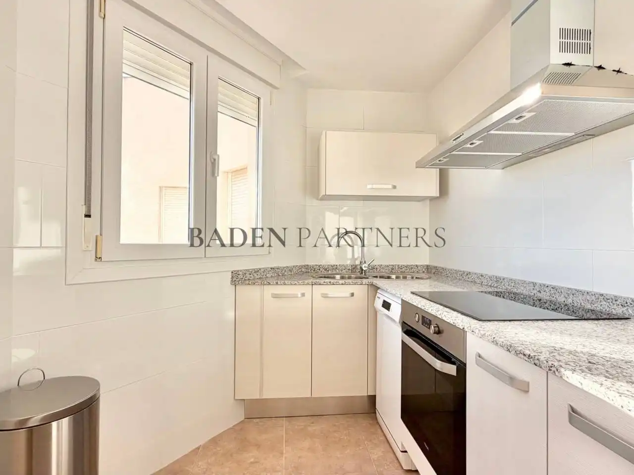 Kitchen of Flat for rent in Benicarló  with Air Conditioner, Furnished and Balcony
