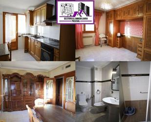 Kitchen of Flat for sale in Alcañiz  with Air Conditioner, Terrace and Balcony