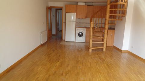 Foto 3 de Dúplex en venda a Calle Linares Rivas, Haro, La Rioja