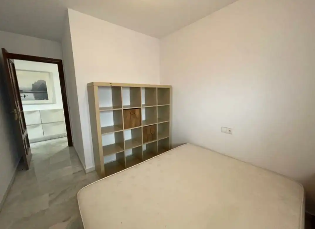 Habitación de Ático de alquiler en Algeciras con Aire acondicionado