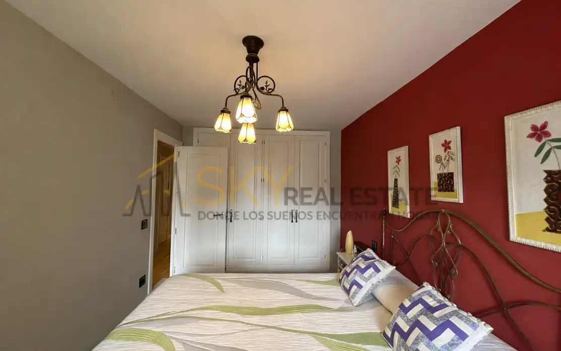 Bedroom of Buildings for sale in Bustarviejo