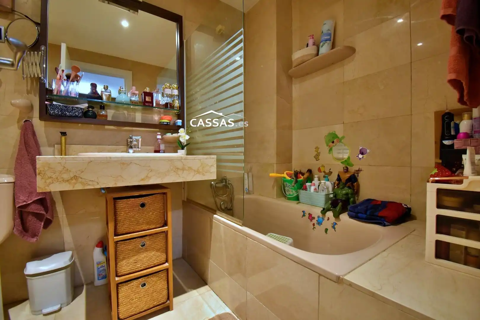 Bathroom of Flat for sale in Torrejón de Ardoz  with Air Conditioner, Heating and Parquet flooring