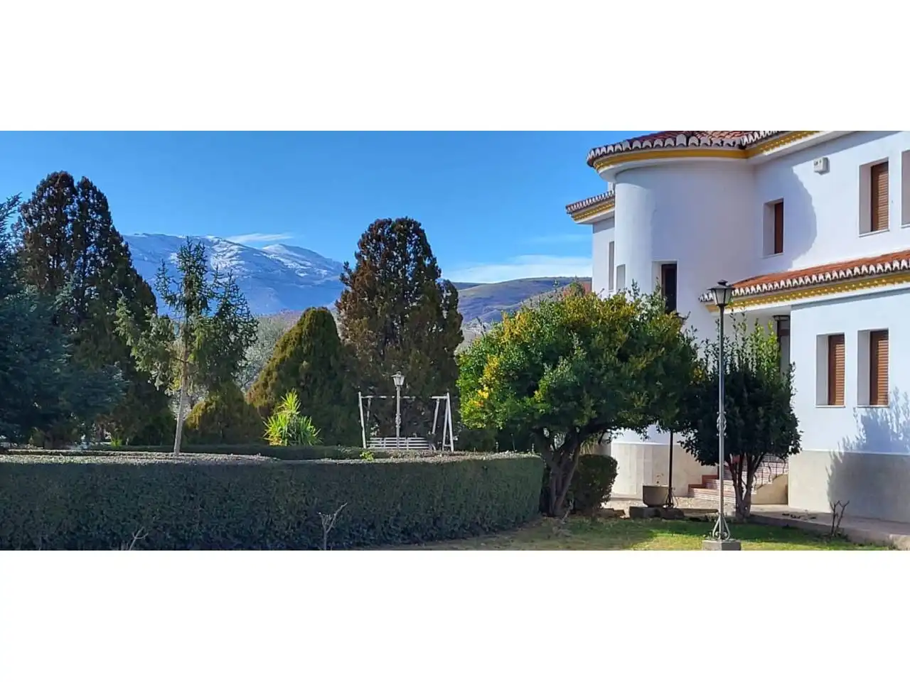 Jardí de Casa o xalet en venda en Baza amb Calefacció, Jardí privat i Terrassa