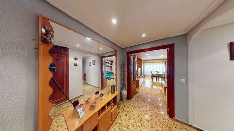 Foto 2 de Piso en venta en Calle Amadeo de Saboya, Carolinas Altas, Alicante / Alacant