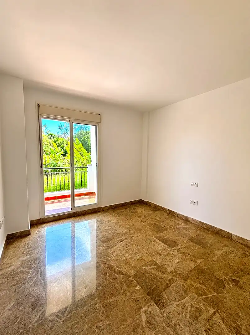 Maison jumelée avec terrasse à vendre à Nueva Andalucía, imagen 21