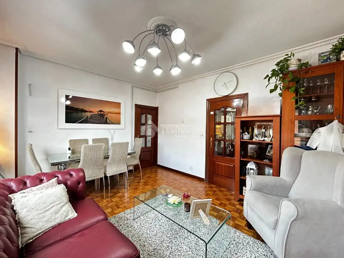 Flat for sale in Alisal - San Román, imagen 4
