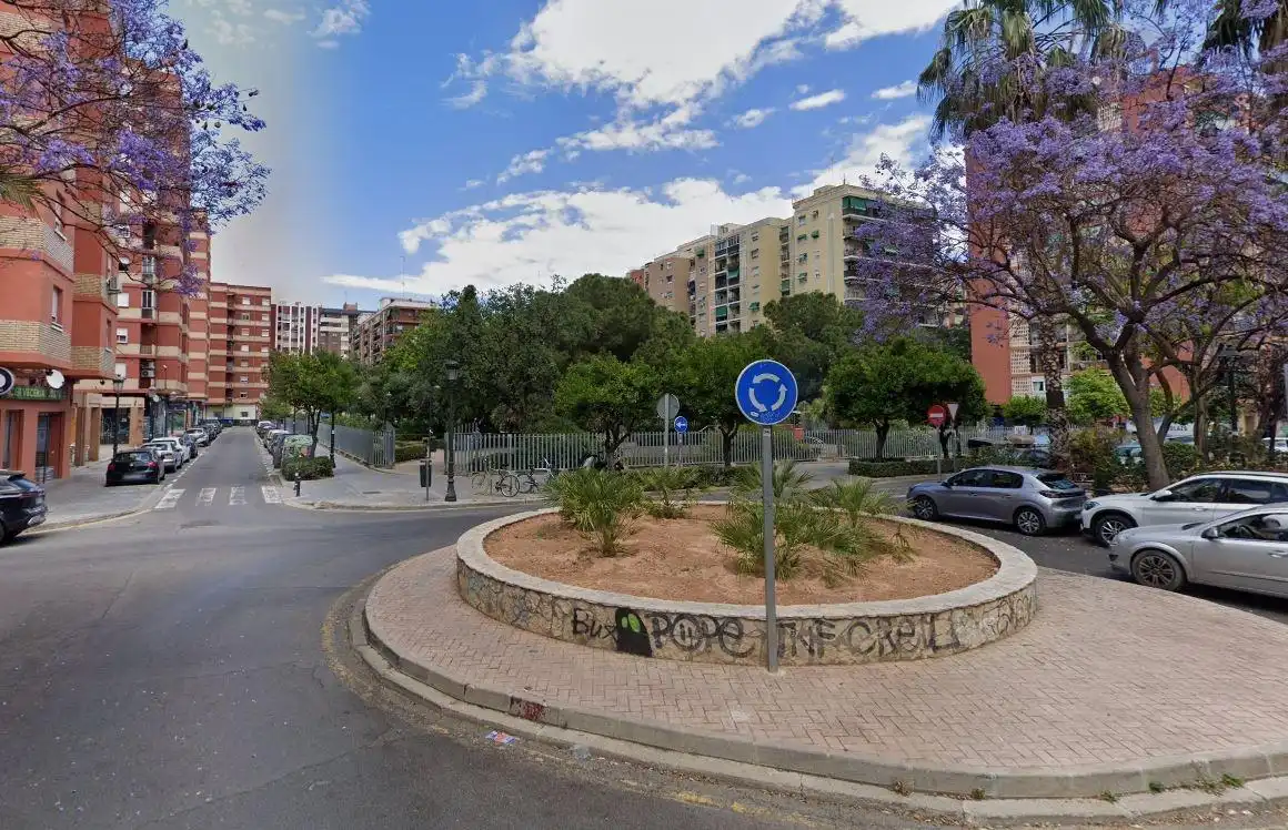 Vista exterior de Local en venda en Valencia