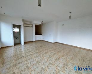 Premises to rent in Mollina  with Air Conditioner