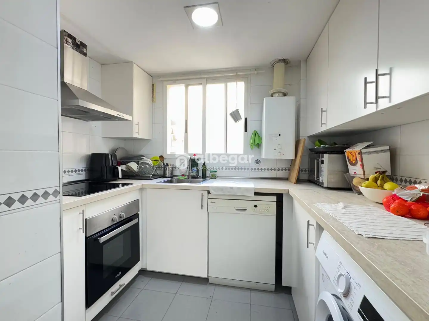 Kitchen of Flat for rent in Paterna  with Air Conditioner, Terrace and Furnished