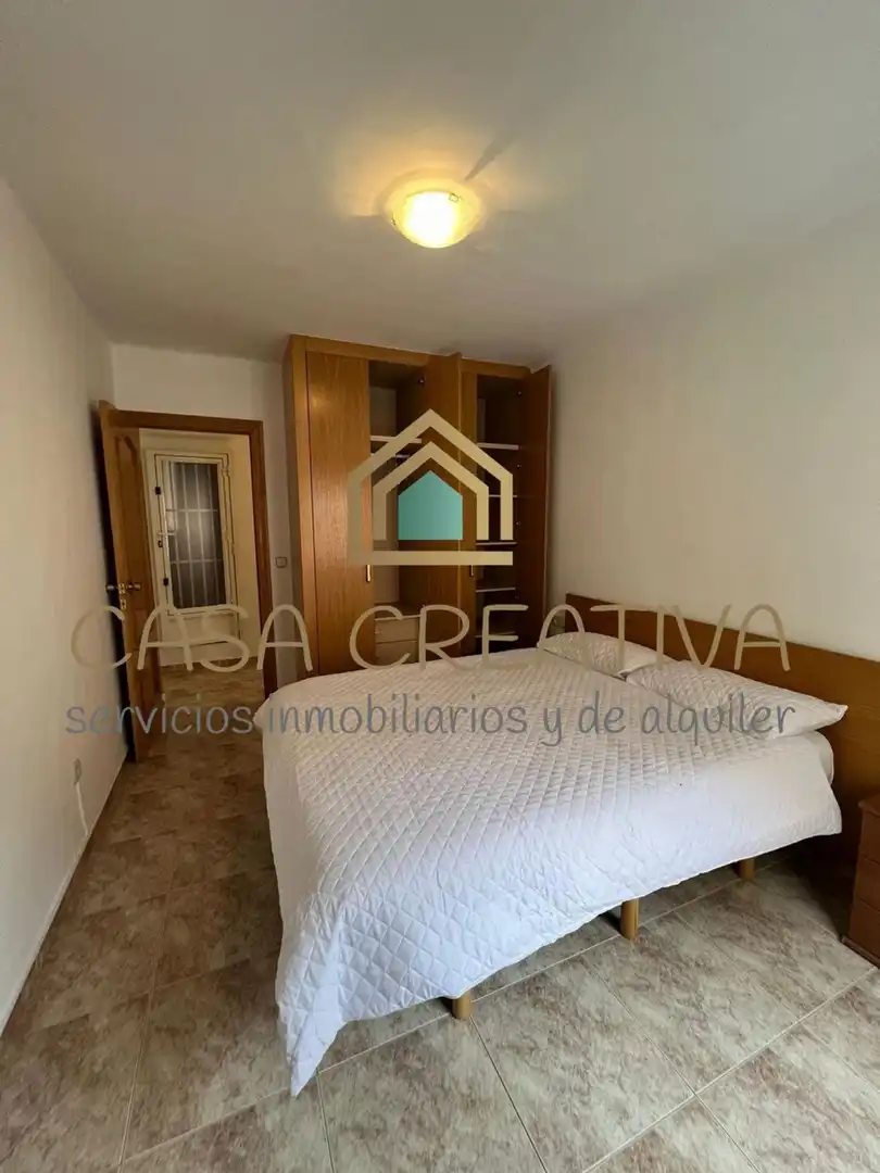 Bedroom of Flat for rent in Valencia  with Air Conditioner, Heating and Terrace