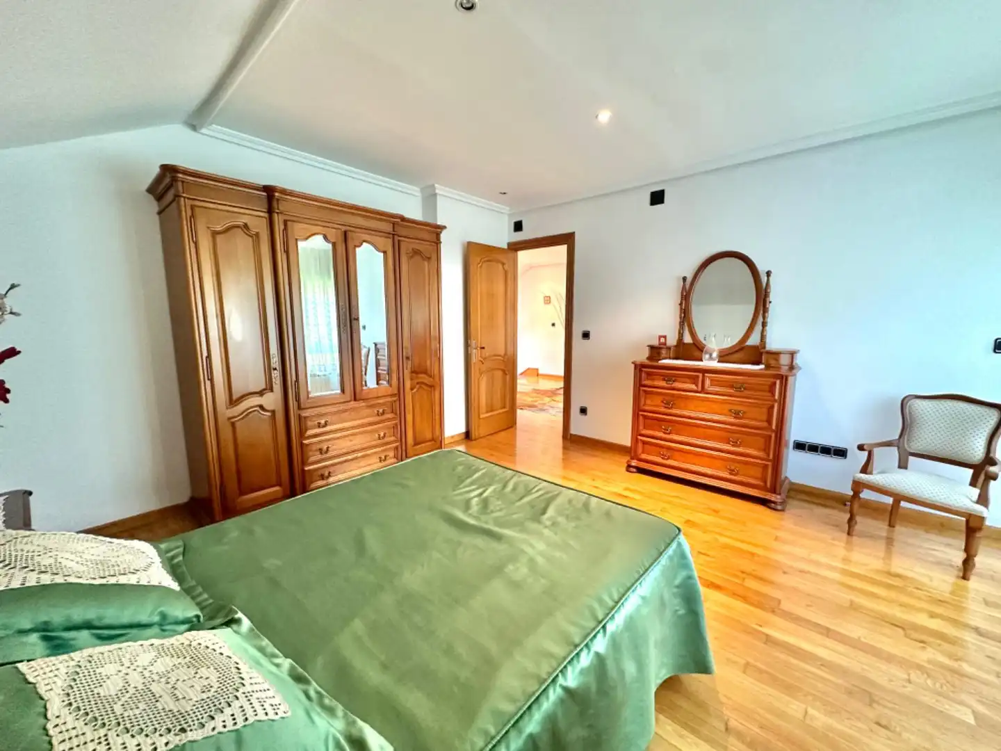 Dormitori de Casa o xalet en venda en Valdés - Luarca amb Calefacció, Jardí privat i Terrassa