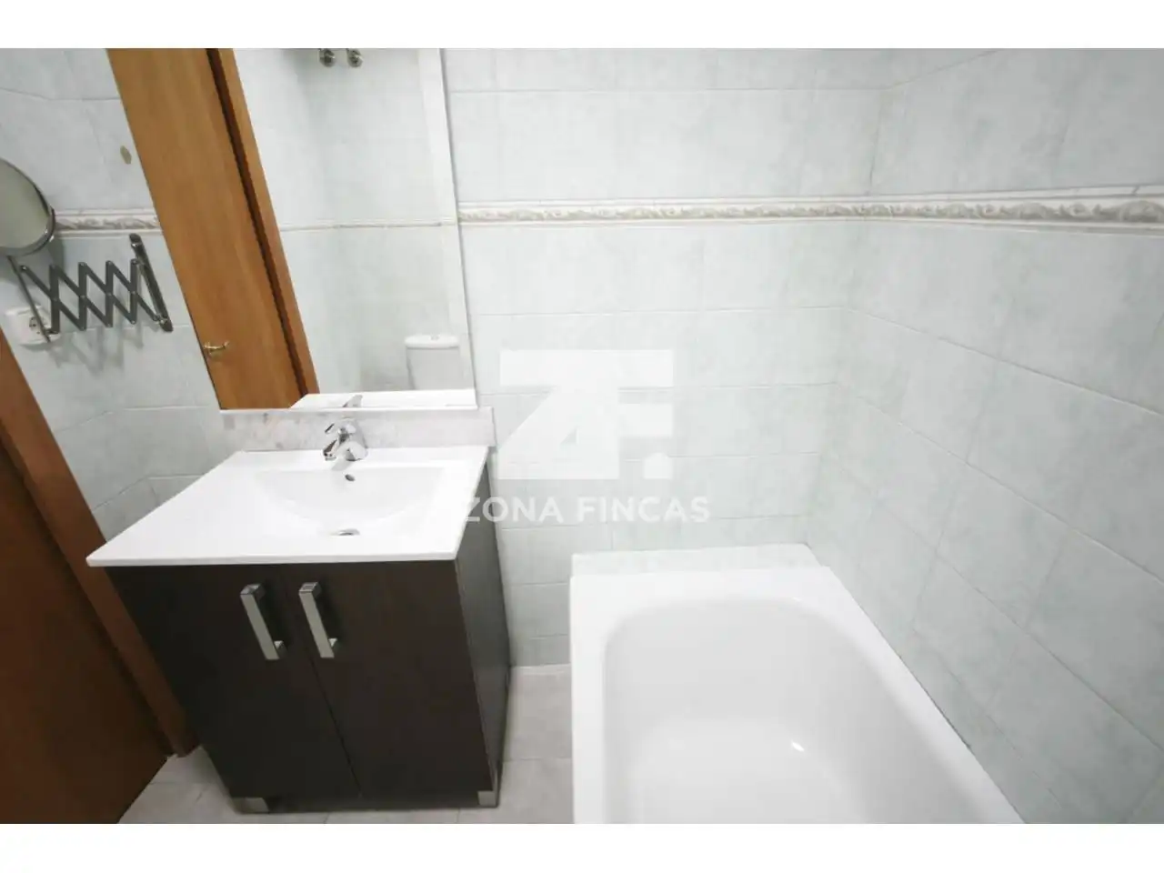 Baño de Apartamento en venta en Santa Coloma de Gramenet