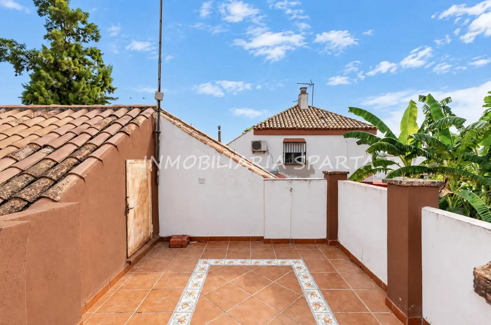 Terrassa de Casa o xalet en venda en Espartinas Pueblo