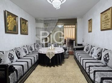 Pis amb balcó en venda a Rocafonda