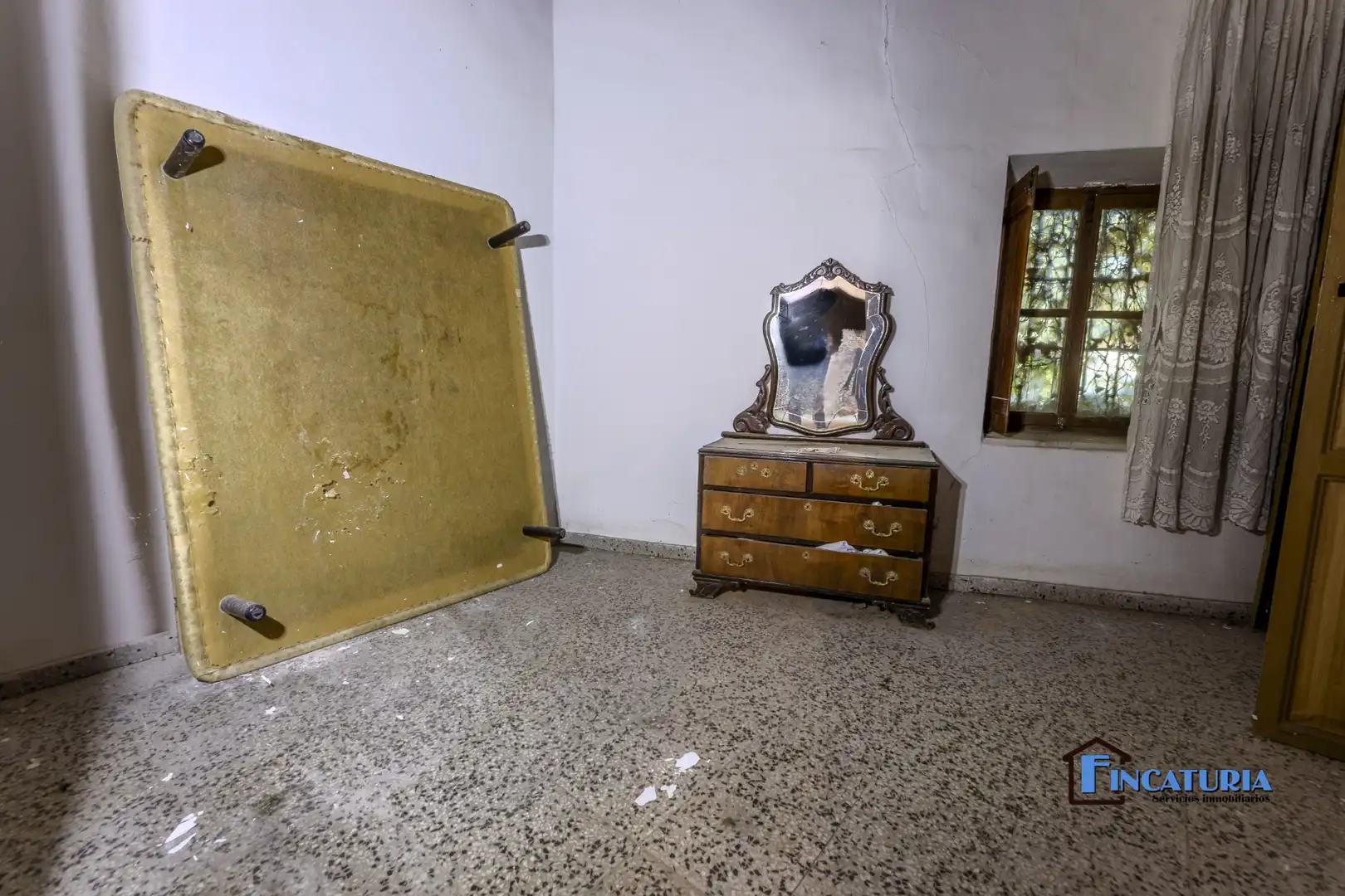 Casa o xalet en venda en Riba-roja de Túria amb Jardí privat