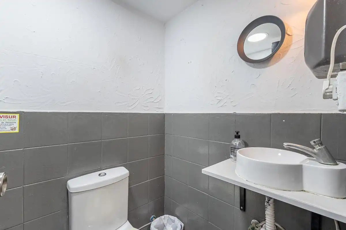 Business premises for transfer in Genil, imagen 14