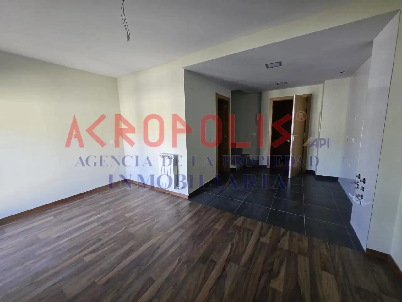 Maisonette zum Verkauf in Puebla de Lillo mit Heizung und Abstellraum